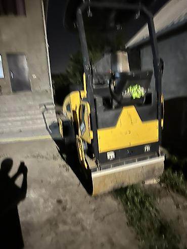 трактор каток цена: Дорожный каток SL-30H. Компактный самоходный виброкаток для — 3