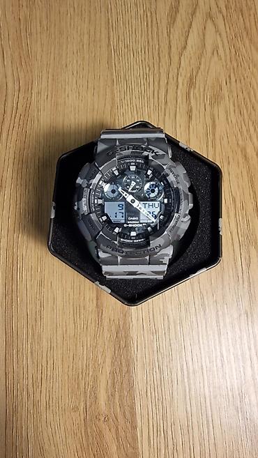 Original G Shock GA-100CM-8A, dolazi sa originalnom kutijom U