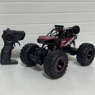 робот на пульте управления: Радиоуправляемый внедорожник Moka Rock Crawler с полным приводом и