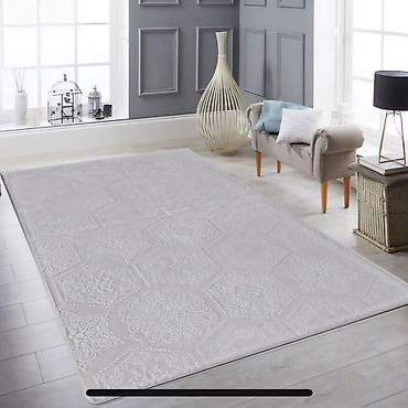 Tepisi i prostirke: Tepih
200x160cm
Cena: 4200
Din — 9