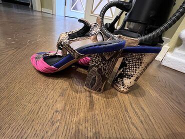 Basanoşka və səndəllər: Ölçü: 39, İşlənmiş -da lalafo.az — 6 Basanoşka və səndəllər: Ölçü: 39, İşlənmiş — 6