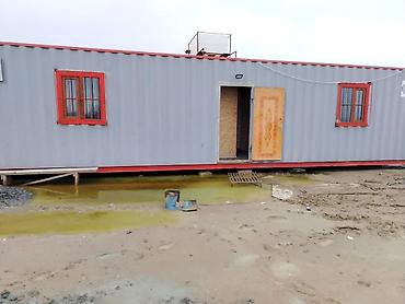 Konteynerlər: Konteyner 1 ədədinin qiymətidir.Çürüksüz yaxşı vəziyyətdə.Real — 2