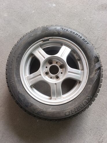 продаю прикуриватель: Дөңгөлөктөр монтажда 175 / 65 / R 14, Winter stud, Колдонулган, 1 даана