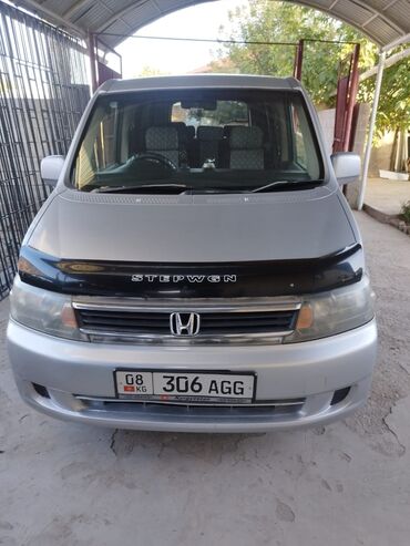 продаю кабан: Honda Stepwgn: 2005 г., 2 л, Автомат, Бензин, Седан