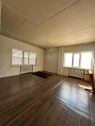 продажа гаражей бишкек: 5 комнат, 240 м², 8 соток, Селекционное, Собственник — 3