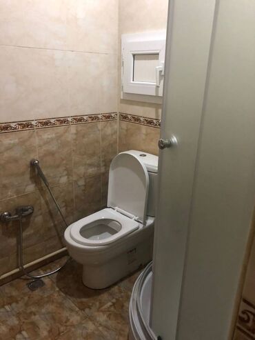 Uzunmüddətli kirayə mənzillər: Əhmədli metrosunun çixisinda 13 mertebeli binanın 13-cü mərtəbəsində — 14