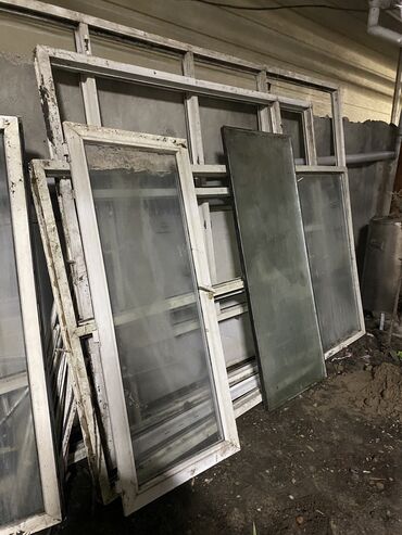 бычак набор: Продаю пластик 3 шт размер примерно 1) 3.2 на 2 мт 2) 2 на 1.80 3)