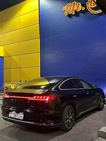 BYD: BYD E9: 2021 г., Автомат, Электромобиль, Седан — 4