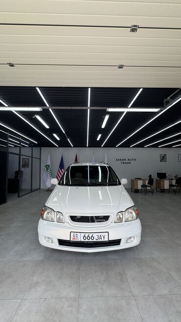автомобиль мерс: Toyota Gaia: 2001 г., 2 л, Автоматтык, Бензин, Вэн/Минивэн