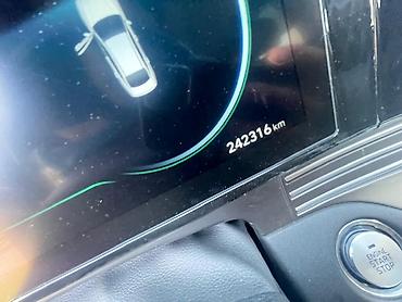 gra: Hyundai Grandeur: 2021 г., 3 л, Робот, Газ, Седан — 9