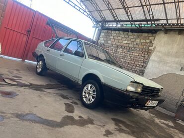 volkswagen passat 2010: Volkswagen Passat: 1987 г., 1.8 л, Механика, Бензин, Хэтчбэк