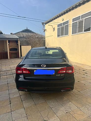JAC: GAC GA8 320T sedan - Kuzov: qara rəng, 4 qapılı biznes-seqment sedan — 1