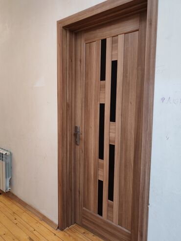 mdf plintus: Qonaq otağı üçün İşlənmiş Otaq qapısı 90x205 sm Naliçnik ilə, Zəmanətsiz, Ünvandan götürmə