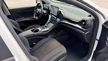 lanser 10: BYD E2: 2023 г., Электромобиль, Хэтчбэк — 6