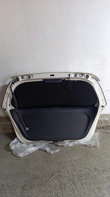 Крышки багажника и комплектующие: Крышка багажника Honda, Оригинал — 7