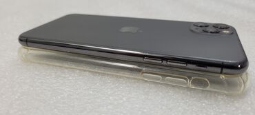 Apple iPhone: IPhone 11 Pro Max, Б/у, 64 ГБ, Черный, Чехол, 79 % — 10