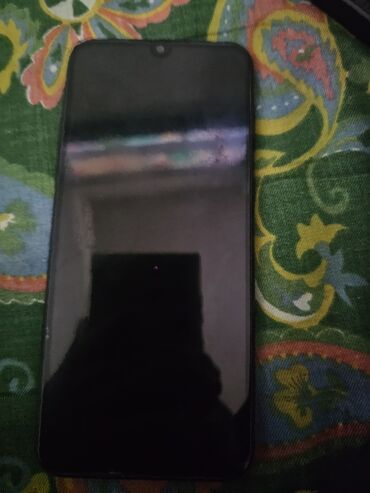 Samsung: Samsung Galaxy A3, цвет - Черный, 2 SIM