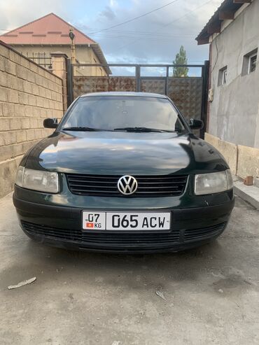 кузгуго машина: Volkswagen Passat: 1997 г., 1.6 л, Механика, Бензин