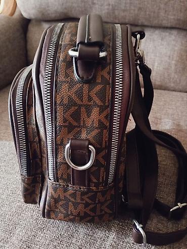 kipling monkey: Женский рюкзак Michael Kors — реплика Стильный и вместительный рюкзак — 3