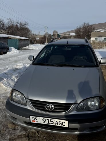 Toyota: Toyota Avensis: 2002 г., 1.8 л, Механика, Бензин, Универсал