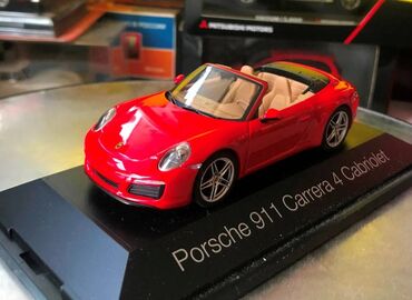 Avtomobil modelləri: Kolleksiya ücün avtomobil modeli Porsche 911 991 Carrera 4 cabriolet — 9