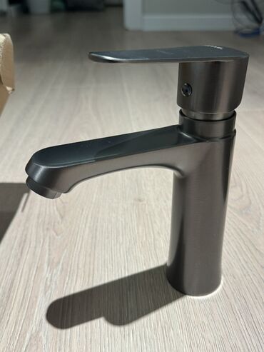 Другие товары для дома и сада: Смеситель для умывальника, однорычажный, цвет графит/тёмный никель — 2