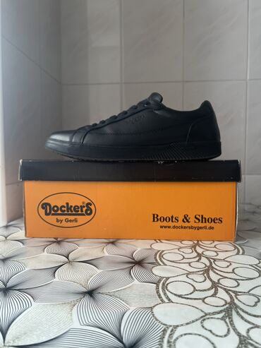 Botinkalar: Dockers brendinə məxsus dəri ayaqqabı satıram cəmi bir dəfə toya