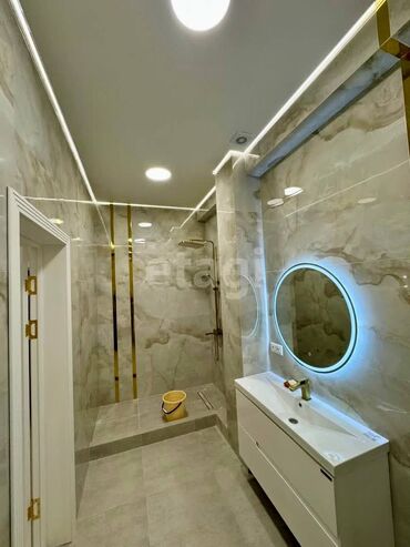 Продажа квартир: 3 комнаты, 124 м², 2 этаж — 8