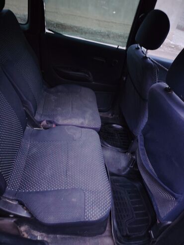 Daihatsu: Daihatsu Move: 2000 г., 1 л, Механика, Бензин, Минивэн — 10