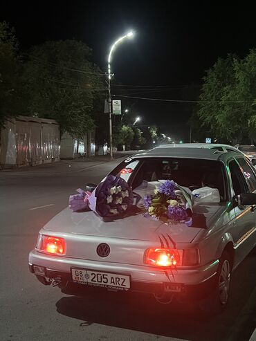 купить зимнюю резину в бишкеке: Volkswagen Passat: 1988 г., 1.8 л, Механика, Бензин, Седан