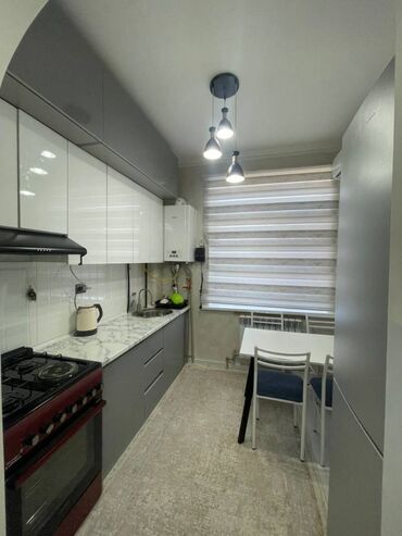квартира берилет душу менен: 1 комната, 34 м², Индивидуалка, 3 этаж, Евроремонт