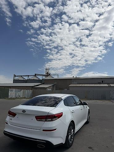 Продажа авто: Kia K5: 2020 г., 2 л, Автомат, Газ, Седан — 4