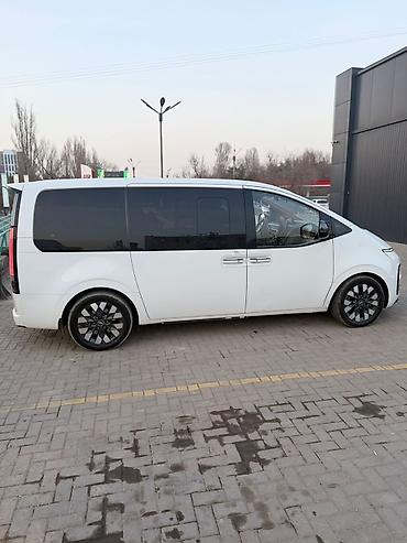 Hyundai: Hyundai Staria: 2022 г., 3.5 л, Автомат, Газ, Минивэн — 4