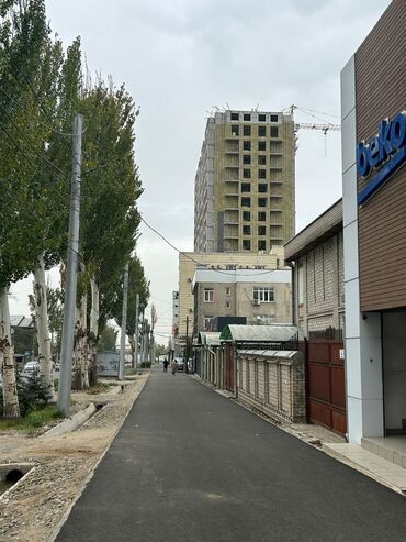 сдам квартиру карабалта: 2 бөлмө, 67 кв. м, Элитка, 3 кабат, ПСО (өзү оңдоп түзөтүп бүтүү үчүн)