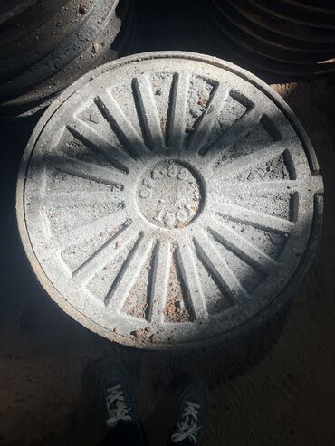 Железобетонные (ЖБИ) кольца для септика: Железобетонное (ЖБИ) кольцо для септика Размер: 150 x 90 x 8 см, Платная установка, В розницу at lalafo.kg — 3 Железобетонные (ЖБИ) кольца для септика: Железобетонное (ЖБИ) кольцо для септика Размер: 150 x 90 x 8 см, Платная установка, В розницу — 3