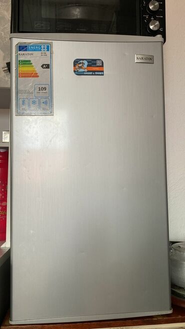 холодильник бу продаю: Холодильник Саратов, Б/у, Однокамерный