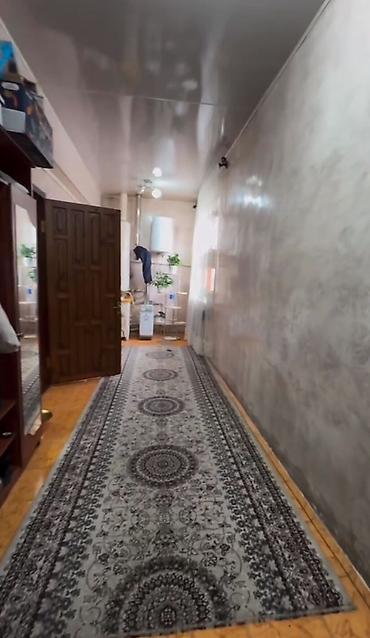 Продажа коттеджей и домов: Дом в центре. Земельный участок 4 сотки. - Кирпичный одноэтажный дом — 5