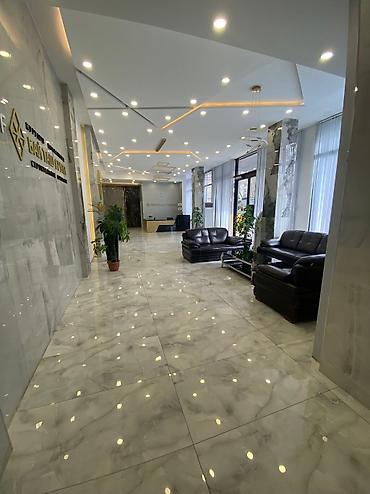 Долгосрочная аренда квартир: 3 комнаты, Агентство недвижимости, Без подселения, С мебелью полностью — 3