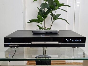 IPod i MP3-plejeri: Harman/Kardon HD 990 – high-end CD/HD audio plejer sa daljinskim — 2