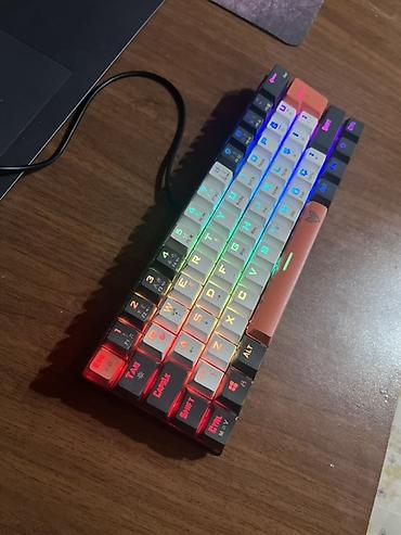 bakcell huawei modem: RGB işıqlanmaya malik kompakt mexaniki klaviatura - 60% ölçülü, yerə — 2