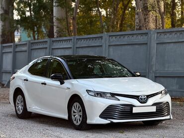 колодка тормозная передняя: Toyota Camry: 2018 г., 2.5 л, Автомат, Гибрид, Седан