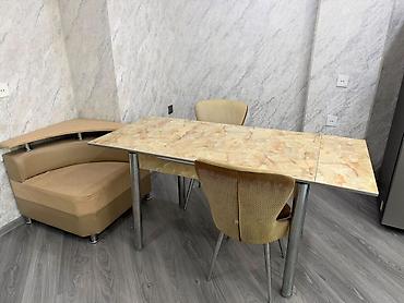 Masa dəsti +divanı ilə birlikdə 150₼. açılır. Ünvan Həzi