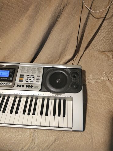 Sintezatorlar: Sintezator, Yeni, Pulsuz çatdırılma, Ünvandan götürmə — 9