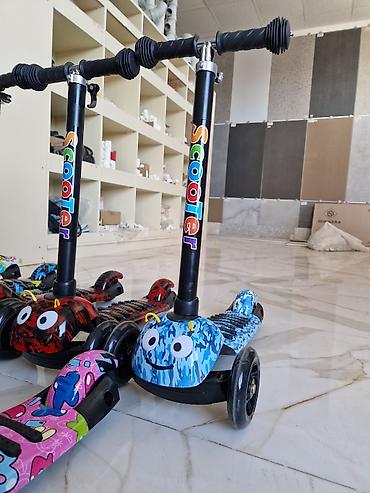 maşın ucun basavik: Uşaq skuterləri – 3 təkərli, dönmə mexanizmi ilə - Model: “Scooter” — 4