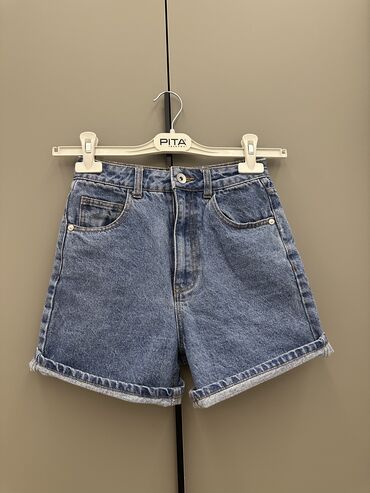 женские джинсовые шорты по колено: Повседневные шорты, Джинс, Короткая модель, Турция, XS (EU 34), 2XS (EU 32)