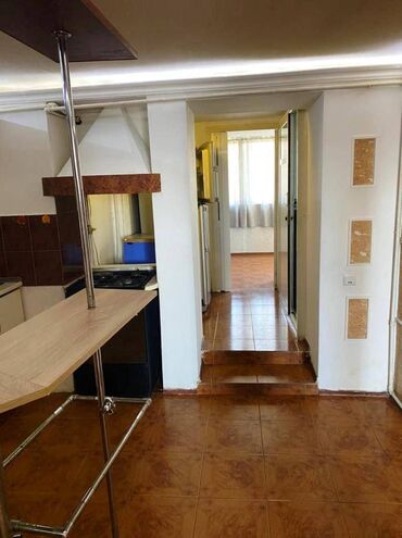 Köhnə tikili: Bakı, 3 otaqlı, Köhnə tikili, m. 28 may, 70 kv. m — 10