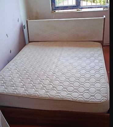 taxt satilir: Madeyradan taxt satılır. - Ölçü: 1.70 m x 2.30 m - Material: madeyra — 1