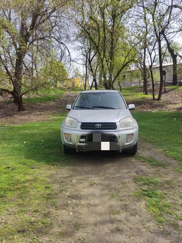 Toyota: Toyota RAV4: 2001 г., 2 л, Автомат, Бензин, Кроссовер