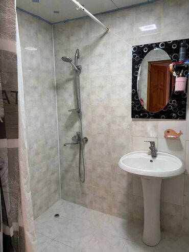 Köhnə tikili: Bakı, Yeni Günəşli Massiv D, 3 otaqlı, Köhnə tikili, 75 kv. m — 12