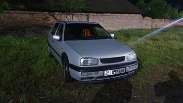 прожектор авто: Volkswagen Golf: 1997 г., 1.8 л, Механика, Бензин, Седан